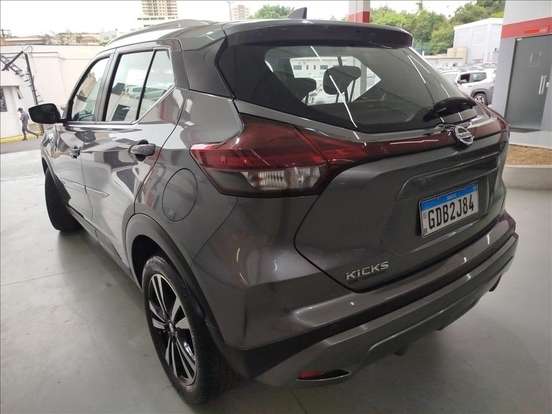 NISSAN-KICKS-2021