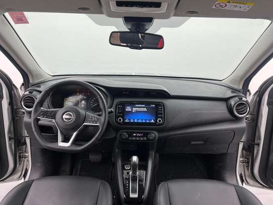 NISSAN-KICKS-2023