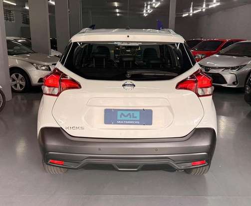 NISSAN-KICKS-2018