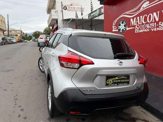 NISSAN-KICKS-2017