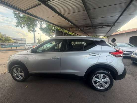 NISSAN-KICKS-2019