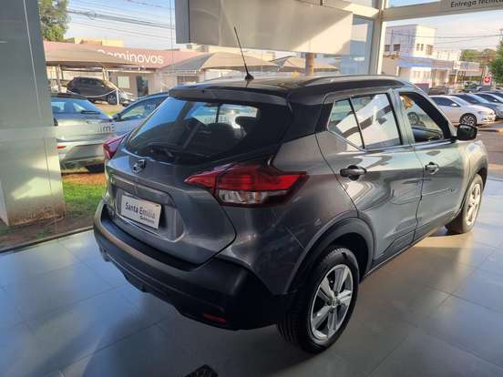 NISSAN-KICKS-2019