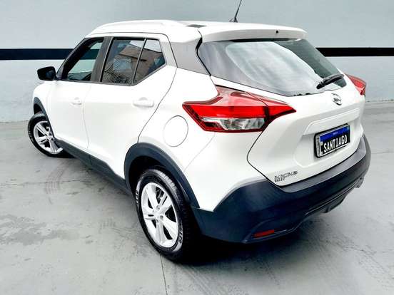 NISSAN-KICKS-2018