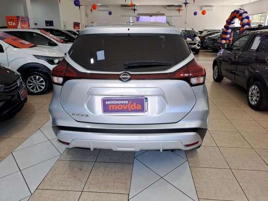 NISSAN-KICKS-2024