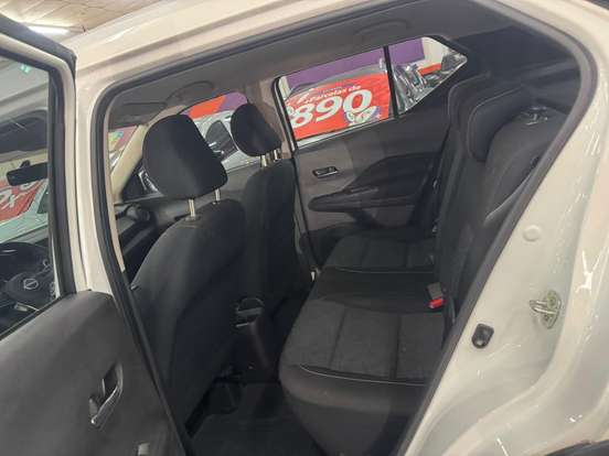 NISSAN-KICKS-2024