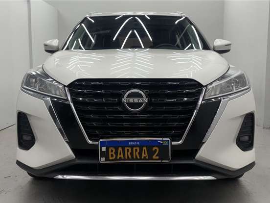 NISSAN-KICKS-2023