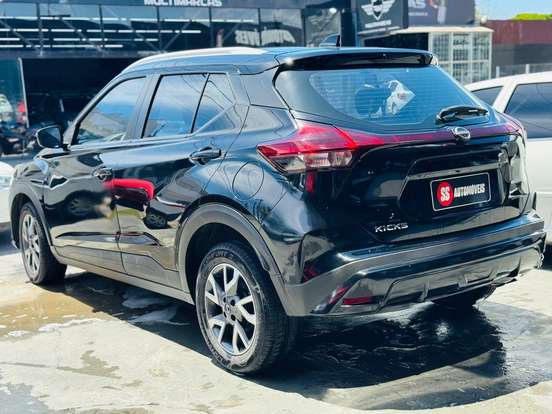 NISSAN-KICKS-2024