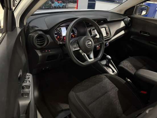 NISSAN-KICKS-2024