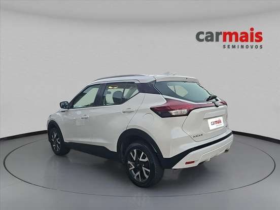 NISSAN-KICKS-2022
