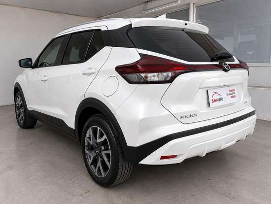 NISSAN-KICKS-2024