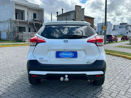 NISSAN-KICKS-2017