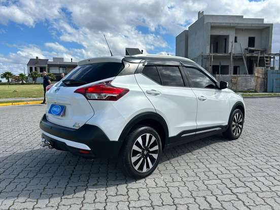 NISSAN-KICKS-2017