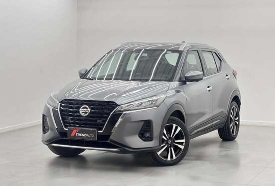 NISSAN-KICKS PLAY-2025