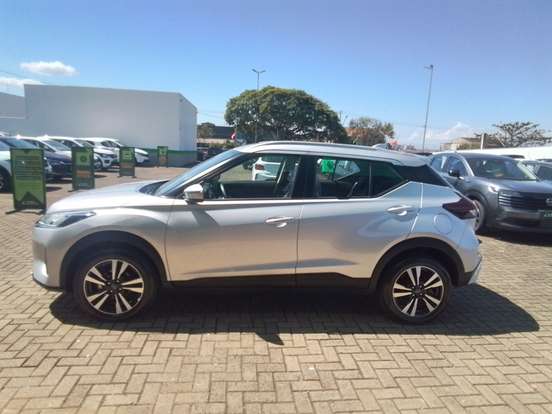 NISSAN-KICKS PLAY-2025