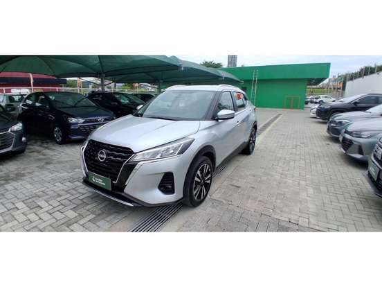 NISSAN-KICKS PLAY-2025