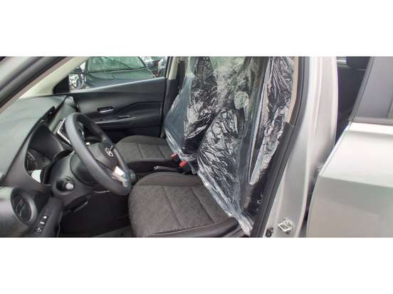 NISSAN-KICKS PLAY-1.6 16V FLEXSTART SENSE XTRONIC NISSAN-KICKS PLAY-2025