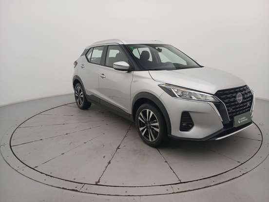 NISSAN-KICKS PLAY-2025
