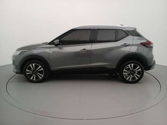 NISSAN-KICKS PLAY-2025