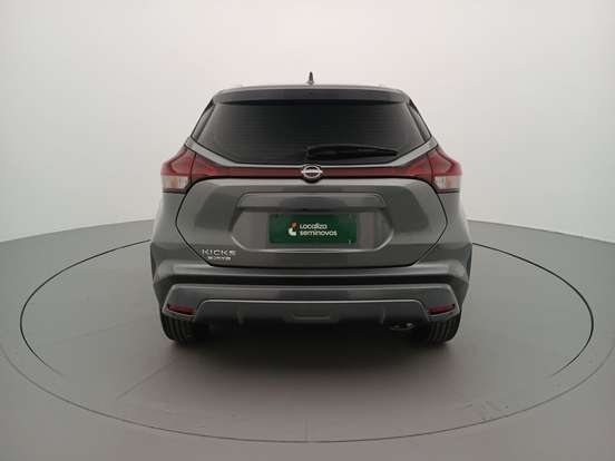 NISSAN-KICKS PLAY-2025