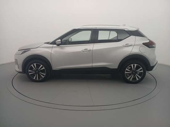 NISSAN-KICKS PLAY-2025