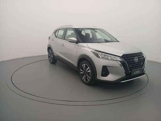 NISSAN-KICKS PLAY-2025