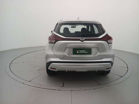 NISSAN-KICKS PLAY-2025