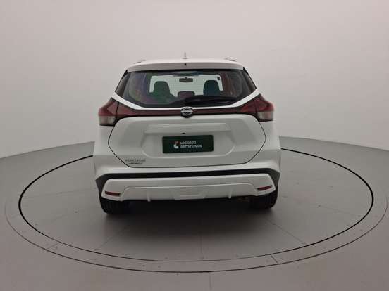 NISSAN-KICKS PLAY-2025