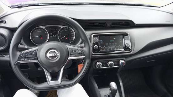 NISSAN-KICKS PLAY-2025