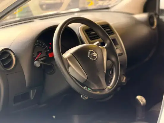 NISSAN-MARCH-2016