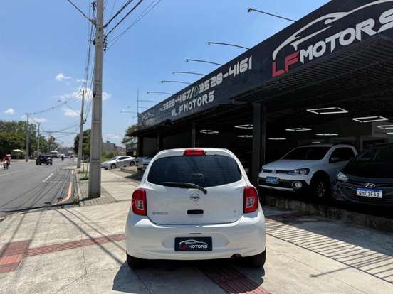 NISSAN-MARCH-1.0 CONFORTO 12V FLEX 4P MANUAL NISSAN-MARCH-2015