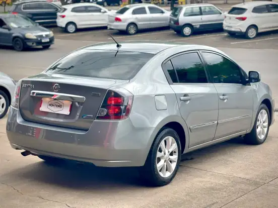 NISSAN-SENTRA-2012