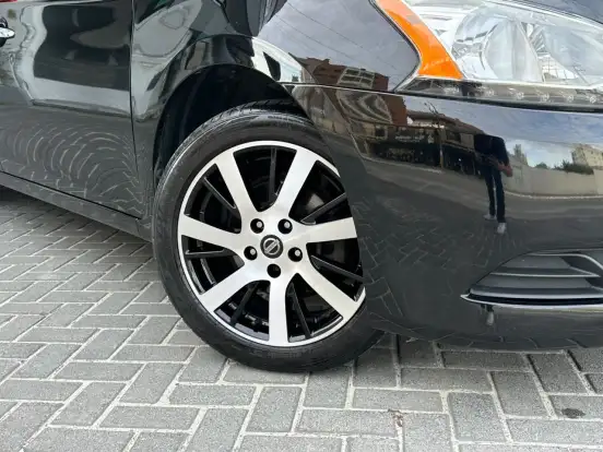 NISSAN-SENTRA-2014