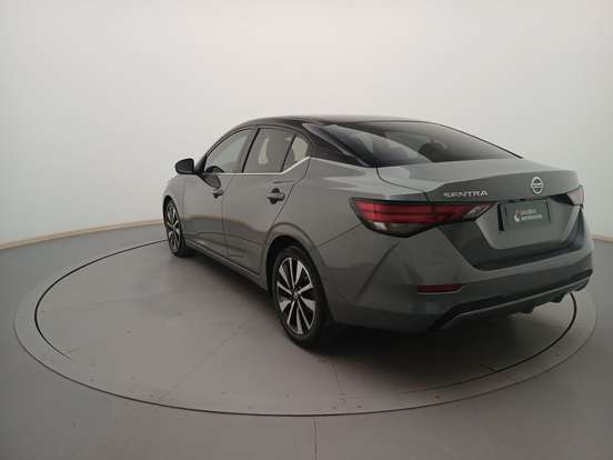 NISSAN-SENTRA-2023