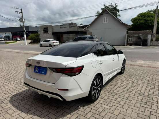 NISSAN-SENTRA-2025