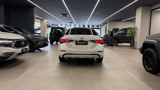 NISSAN-SENTRA-2024