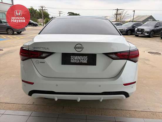 NISSAN-SENTRA-2024