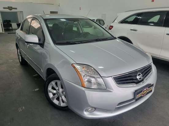 NISSAN-SENTRA-2011