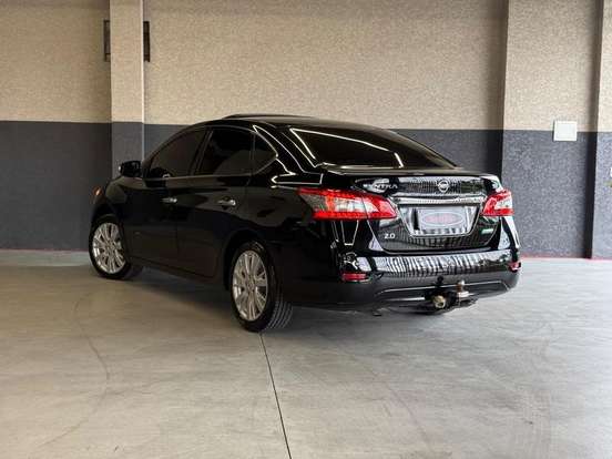 NISSAN-SENTRA-2014