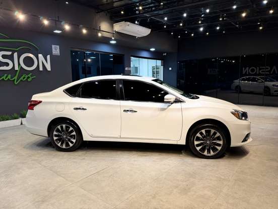 NISSAN-SENTRA-2.0 SL 16V FLEXSTART 4P AUTOMÁTICO NISSAN-SENTRA-2017