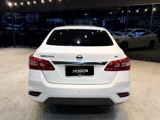 NISSAN-SENTRA-2.0 SL 16V FLEXSTART 4P AUTOMÁTICO NISSAN-SENTRA-2017