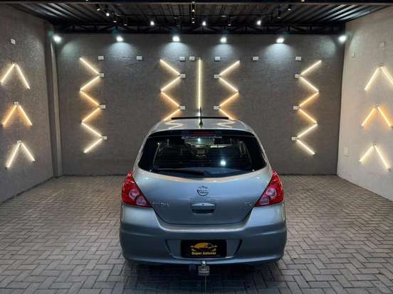 NISSAN-TIIDA-1.8 SL 16V FLEX 4P MANUAL NISSAN-TIIDA-2011