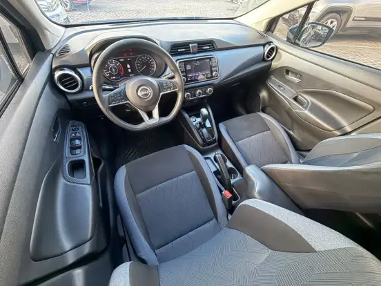 NISSAN-VERSA-2023
