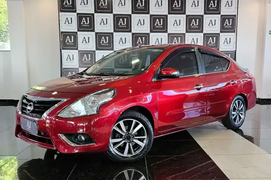NISSAN-VERSA-2019