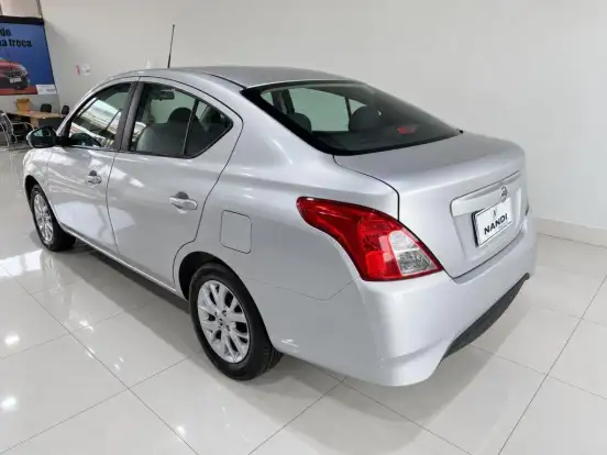 NISSAN-VERSA-1.6 16V FLEXSTART SV 4P XTRONIC NISSAN-VERSA-2019