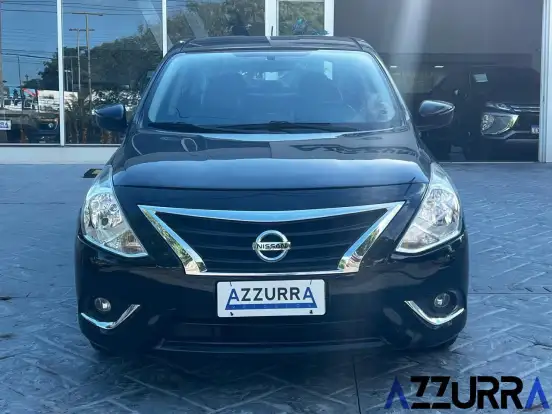 NISSAN-VERSA-2015