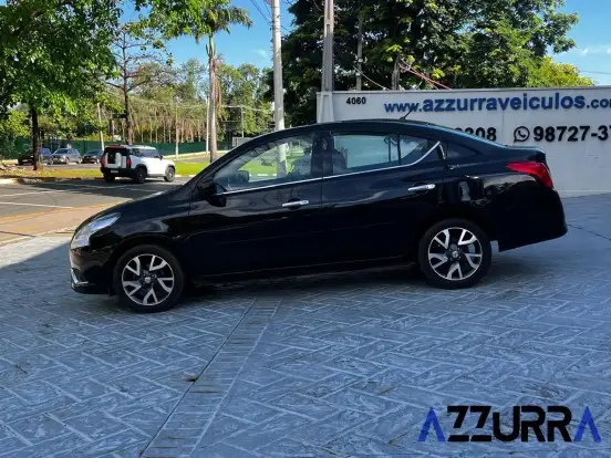 NISSAN-VERSA-2015