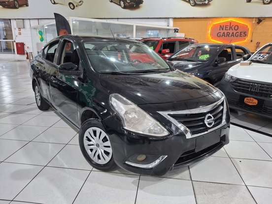 NISSAN-VERSA-2017