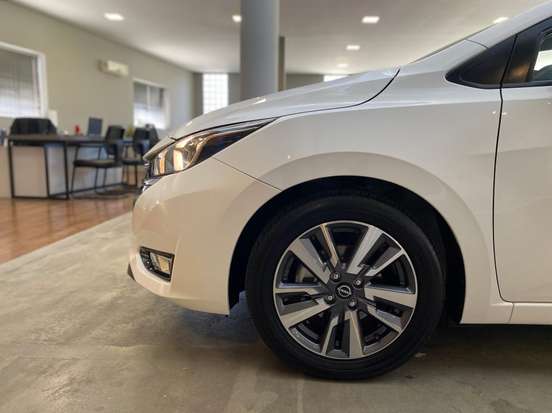 NISSAN-VERSA-2024