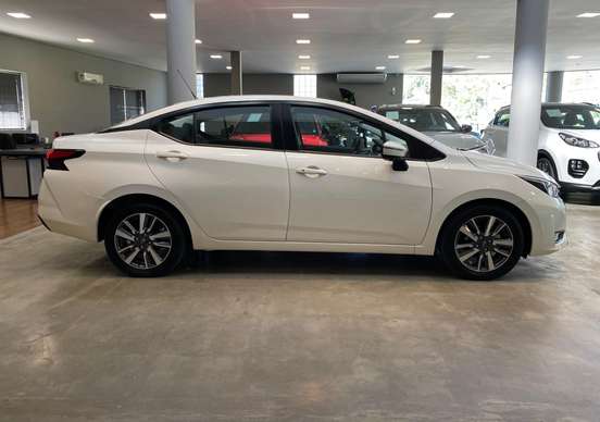 NISSAN-VERSA-2024