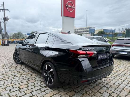 NISSAN-VERSA-2025